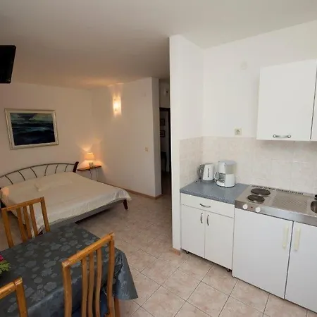 In With Sea View, Balcony, Air Conditioning, Wi-fi Apartamento