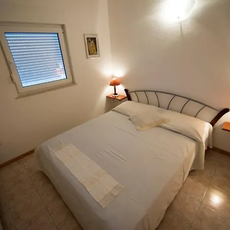 In With Sea View, Balcony, Air Conditioning, Wi-fi Apartment *