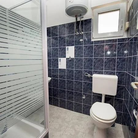 In With Sea View, Balcony, Air Conditioning, Wi-fi Duće