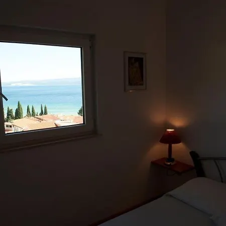 In With Sea View, Balcony, Air Conditioning, Wi-fi * Duće