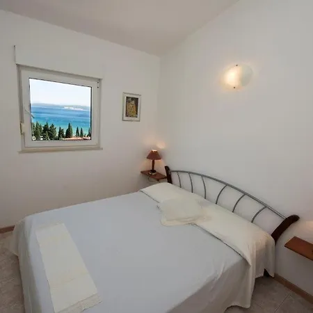 In With Sea View, Balcony, Air Conditioning, Wi-fi *